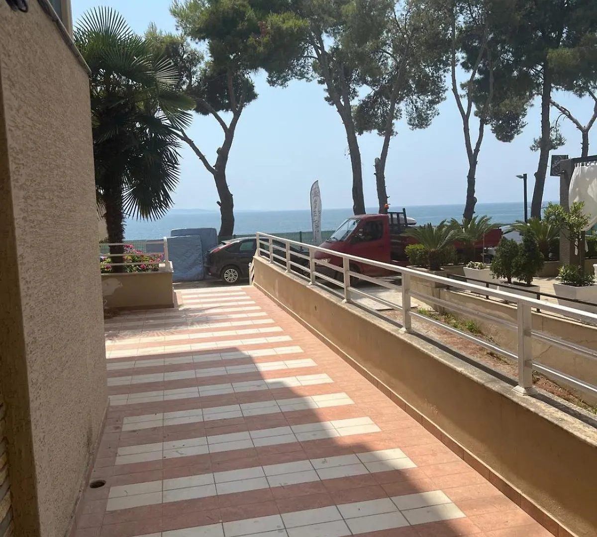 Rey Apartament Sarandë 0*,  Albania